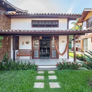 https://linda-casa-condominio-em-buzios.cabofriohotels.org